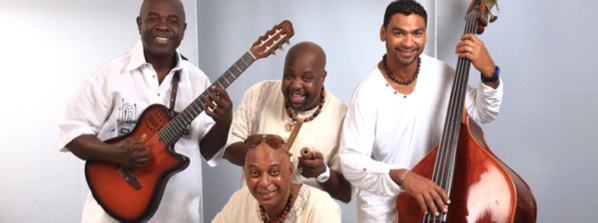 SHOW CASE K'KOUSTIK EN1ère SHOW CASE K'KOUSTIK EN1ère