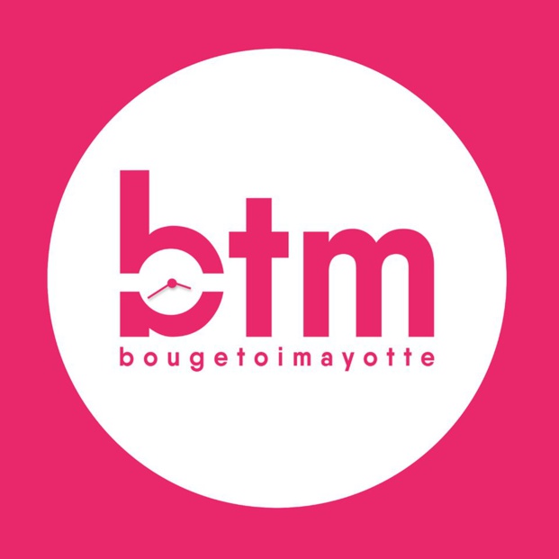 5ème édition de "Dictée Bolé" organisée par Bouge toi Mayotte et Only en direct de la barge et sur Mayotte la 1ère Radio. 5ème édition de "Dictée Bolé" organisée par Bouge toi Mayotte et Only en direct de la barge et sur Mayotte la 1ère Radio.