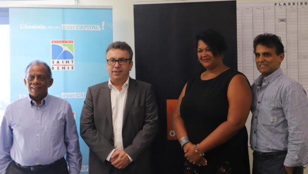 La Réunion: La Fibre Orange débarque à Saint-François La Réunion: La Fibre Orange débarque à Saint-François