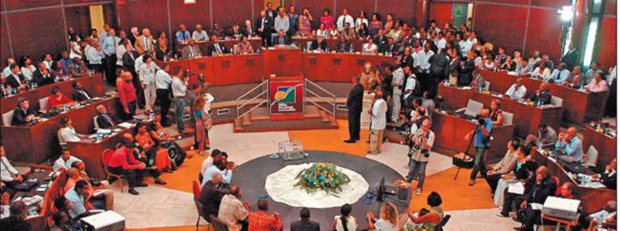 Le Conrès des élus de Guadeloupe, en direct les 26 et 27 juin sur Guadeloupe La 1ère Le Conrès des élus de Guadeloupe, en direct les 26 et 27 juin sur Guadeloupe La 1ère