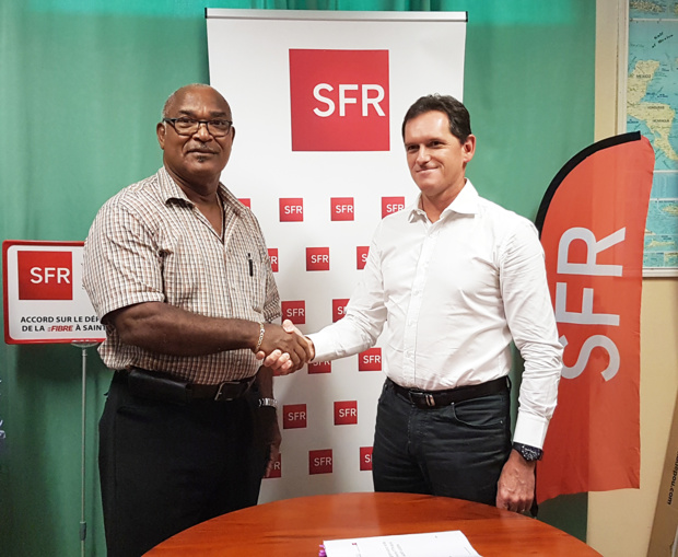 SFR Caraibe signe un accord avec la mairie de Saint-Joseph pour le déploiement de la Fibre Optique SFR Caraibe signe un accord avec la mairie de Saint-Joseph pour le déploiement de la Fibre Optique