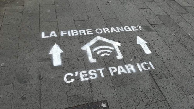 Orange Réunion: Une campagne de publicité qui fait tâche 