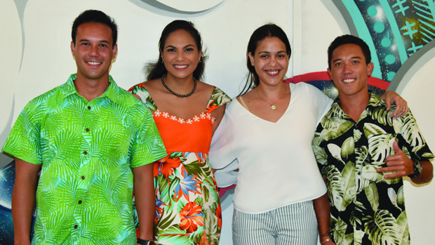 Les lauréats: Heiarii TAHIATA, Herevai HOATA, Kaline LIÉNARD et Ariihoe TEFAAFANA Les lauréats: Heiarii TAHIATA, Herevai HOATA, Kaline LIÉNARD et Ariihoe TEFAAFANA