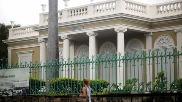L'histoire de l'habitat réunionnais racontée dans le documentaire "La Réunion, un habitat métissé" de Franck Grangette, le 7 octobre sur Réunion La 1ère L'histoire de l'habitat réunionnais racontée dans le documentaire "La Réunion, un habitat métissé" de Franck Grangette, le 7 octobre sur Réunion La 1ère