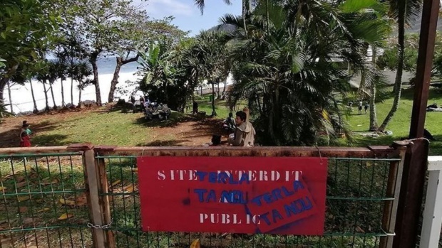 Chanteurs, acteurs..., tous unis pour la réouverture des jardins de Manapany au public Chanteurs, acteurs..., tous unis pour la réouverture des jardins de Manapany au public