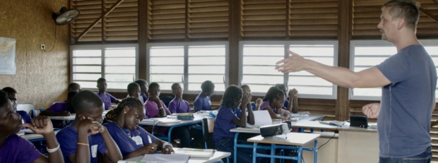 Apatou (Guyane) à l'honneur dans un documentaire inédit raconté par Charles Berling le 29 octobre sur France 3 Apatou (Guyane) à l'honneur dans un documentaire inédit raconté par Charles Berling le 29 octobre sur France 3