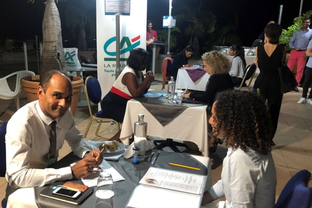 Le e-Job Dating « 1 er Stage, 1er Job » se tiendra cette année en vidéo-conférence Le e-Job Dating « 1 er Stage, 1er Job » se tiendra cette année en vidéo-conférence