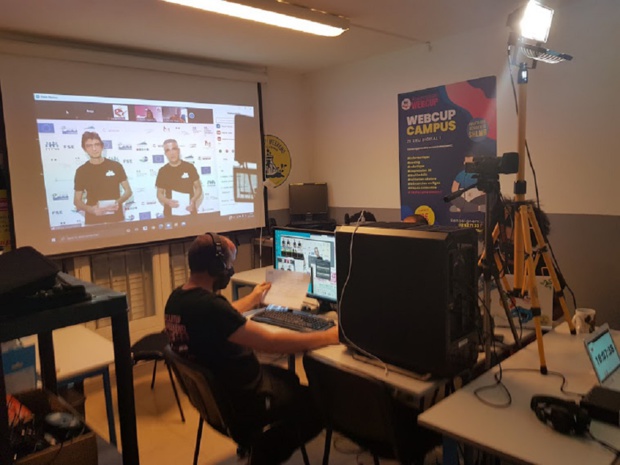 Le projet "Ensemble.re, service de livraison solidaire, éco-responsable et communecté”, grand gagnant du StartupWeekend ESS édition 2020. Le projet "Ensemble.re, service de livraison solidaire, éco-responsable et communecté”, grand gagnant du StartupWeekend ESS édition 2020.