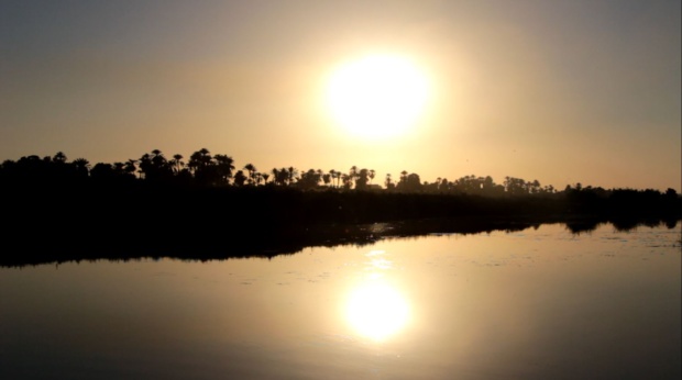 Immersion au coeur de l'Égypte dans le film documentaire "L'Égypte, le souffle du temps" de Romain Arazm Immersion au coeur de l'Égypte dans le film documentaire "L'Égypte, le souffle du temps" de Romain Arazm