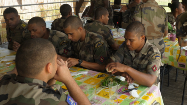 Les jeunes du RSMA à l'honneur dans un documentaire inédit le 25 mai sur Nouvelle-Calédonie La 1ère Les jeunes du RSMA à l'honneur dans un documentaire inédit le 25 mai sur Nouvelle-Calédonie La 1ère