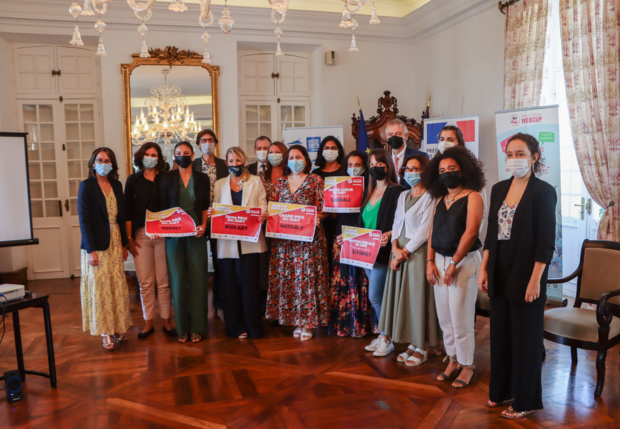 Remise de prix à la préfecture : Les lauréates du 16e STARTUPWEEKEND 2ème édition Women Remise de prix à la préfecture : Les lauréates du 16e STARTUPWEEKEND 2ème édition Women