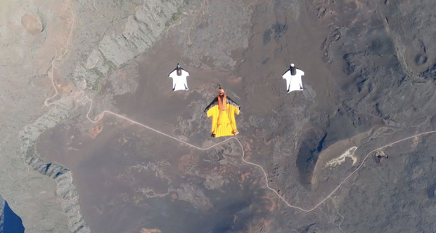 La Réunion: Les Parachutistes à l'honneur dans un documentaire inédit de Franck Grangette, ce lundi sur Canal+ La Réunion: Les Parachutistes à l'honneur dans un documentaire inédit de Franck Grangette, ce lundi sur Canal+