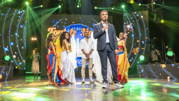 "Tout le monde en live 2021", l'émission 100% Fêtes de la Saint-Sylvestre présentée par Michael Lauret, le 31 décembre sur Réunion La 1ère "Tout le monde en live 2021", l'émission 100% Fêtes de la Saint-Sylvestre présentée par Michael Lauret, le 31 décembre sur Réunion La 1ère