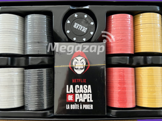 "La Casa de Papel" : Une boîte à Poker à l'effigie de la série à succès de Netflix disponible chez Larousse "La Casa de Papel" : Une boîte à Poker à l'effigie de la série à succès de Netflix disponible chez Larousse