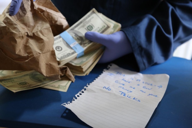 La série documentaire "Aimer, honorer et trahir" arrive sur Discovery Investigation dés le 11 février La série documentaire "Aimer, honorer et trahir" arrive sur Discovery Investigation dés le 11 février