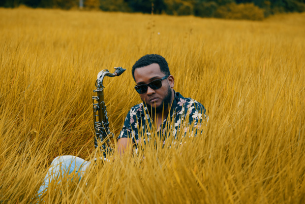 L'artiste Guyanais HB KING dévoile son nouvel album "God's Art" L'artiste Guyanais HB KING dévoile son nouvel album "God's Art"