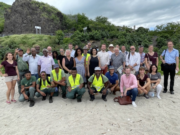Réhabilitation collective des plages de ponte de tortues à l’Ile de La Réunion Réhabilitation collective des plages de ponte de tortues à l’Ile de La Réunion