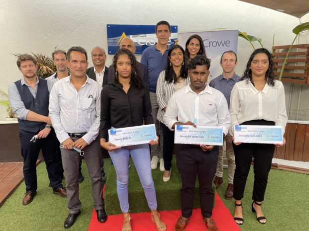 CROWE encourage et récompense 4 étudiants réunionnais de Bellepierre CROWE encourage et récompense 4 étudiants réunionnais de Bellepierre