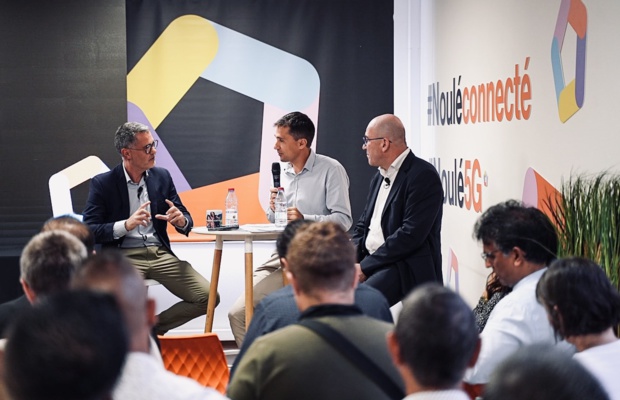 conférence de presse Orange au 5G Lab. De gauche à droite : Jérôme Ferrari Fromager, directeur de la communication, Eric Grand, directeur technique et André Martin, directeur Orange Réunion-Mayotte conférence de presse Orange au 5G Lab. De gauche à droite : Jérôme Ferrari Fromager, directeur de la communication, Eric Grand, directeur technique et André Martin, directeur Orange Réunion-Mayotte