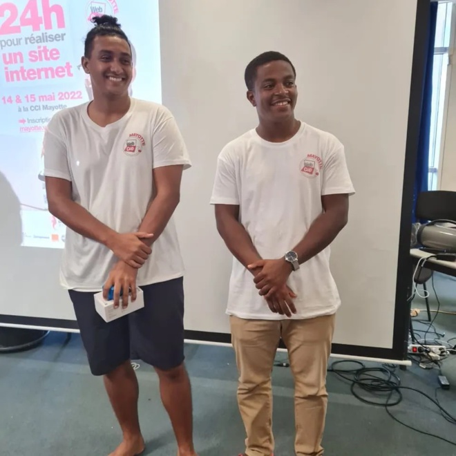 Equipe Ylangs - Laureat Webcup 2022 Equipe Ylangs - Laureat Webcup 2022