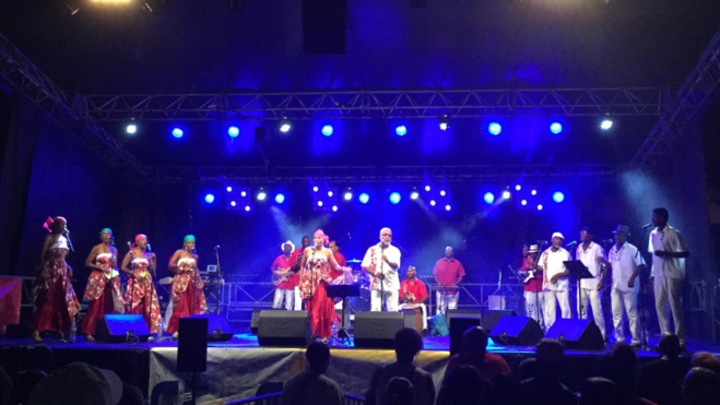 Programmation Spéciale Fêtes : Chanté Nwèl avec le groupe Cactus Cho, le 23 décembre sur Guadeloupe La 1ère Programmation Spéciale Fêtes : Chanté Nwèl avec le groupe Cactus Cho, le 23 décembre sur Guadeloupe La 1ère