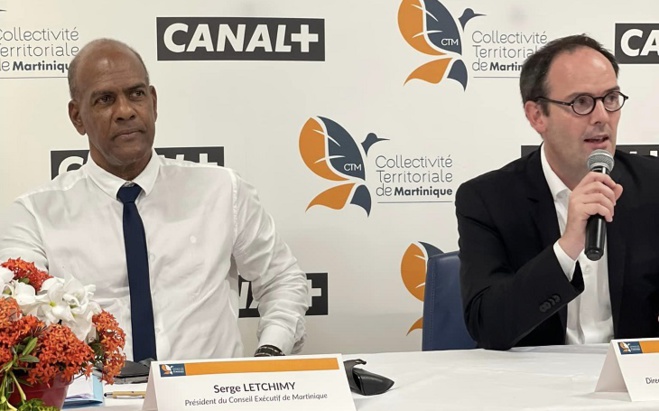Sur la photo : Serge Letchimy, Président du conseil exécutif de la Collectivité territoriale de Martinique et Benjamin Belle, Directeur Général Canal+ Antilles et Guyane © CTM