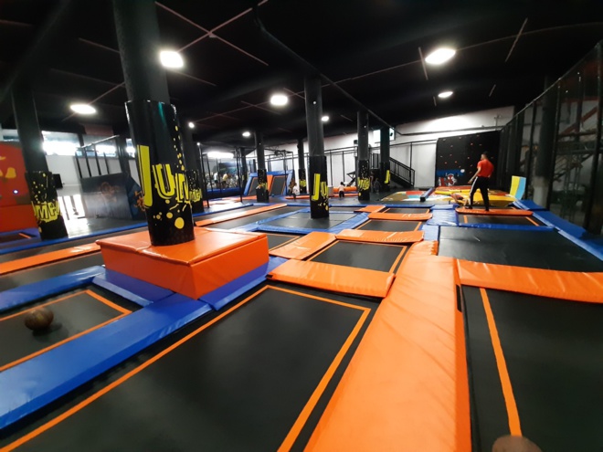 La Réunion : le premier trampoline Park de Saint-Denis a ouvert ses portes La Réunion : le premier trampoline Park de Saint-Denis a ouvert ses portes