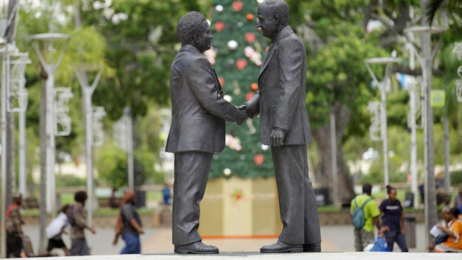 © Premières Lignes © Premières Lignes