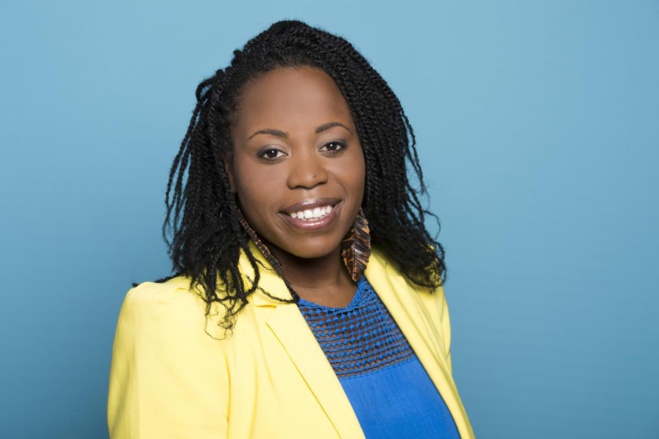 Delia Coline - Présentatrice du concert Delia Coline - Présentatrice du concert