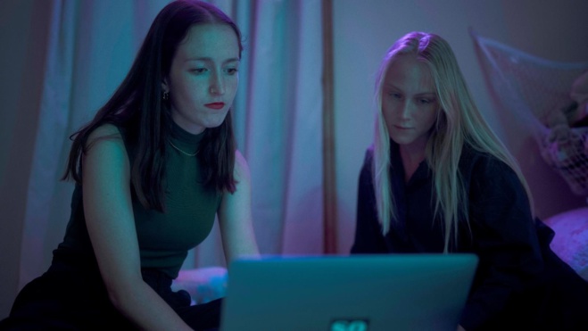 © Discovery Investigation © Discovery Investigation