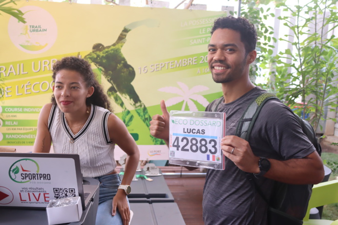 Trail Urbain de l'Écocité_ Dernière ligne droite_ remise des dossards Trail Urbain de l'Écocité_ Dernière ligne droite_ remise des dossards