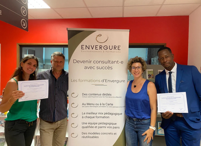 Remise de diplômes : Les 2 premiers diplômés de l'ile de la Réunion au CQP Consultant Autonome Remise de diplômes : Les 2 premiers diplômés de l'ile de la Réunion au CQP Consultant Autonome