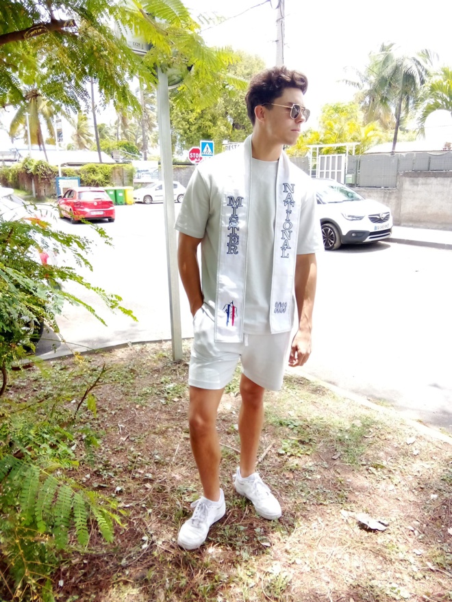 Présence de Mister National à l'élection de Mister Réunion Présence de Mister National à l'élection de Mister Réunion