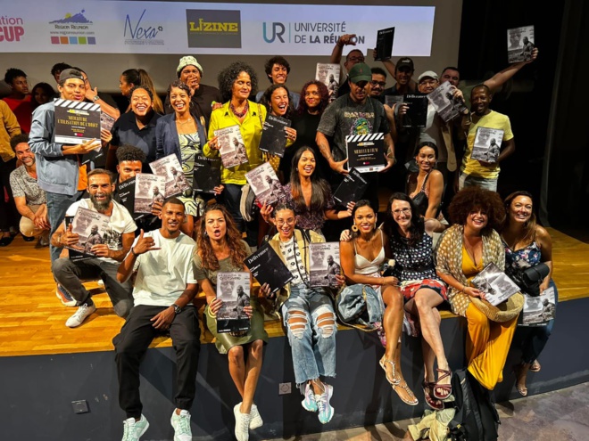 48 Hour Film Project La Réunion : Le prix du meilleur film attribué à Christophe Sautron, alias Kenlo Primate pour son court-métrage “La Légende de Chop Swing" 48 Hour Film Project La Réunion : Le prix du meilleur film attribué à Christophe Sautron, alias Kenlo Primate pour son court-métrage “La Légende de Chop Swing"