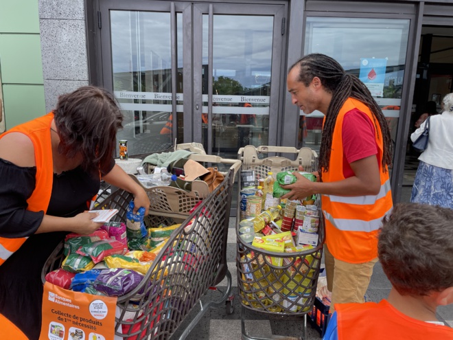 La Réunion : La Banque Alimentaire des Mascareignes récolte près de 25 tonnes lors de sa collecte La Réunion : La Banque Alimentaire des Mascareignes récolte près de 25 tonnes lors de sa collecte