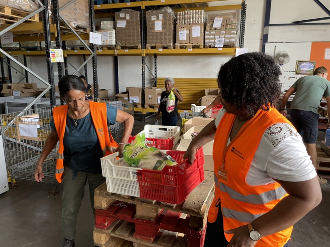 La Réunion : La Banque Alimentaire des Mascareignes récolte près de 25 tonnes lors de sa collecte La Réunion : La Banque Alimentaire des Mascareignes récolte près de 25 tonnes lors de sa collecte