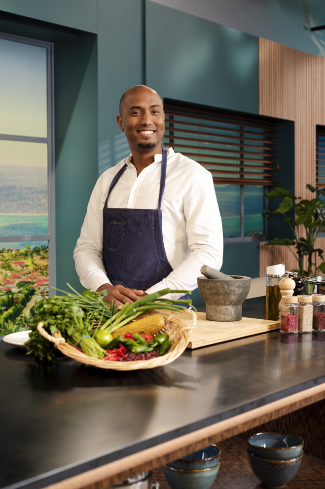 La cheffe Claire Vallée, invitée de "outremer.gourmand", ce samedi sur France 3 La cheffe Claire Vallée, invitée de "outremer.gourmand", ce samedi sur France 3