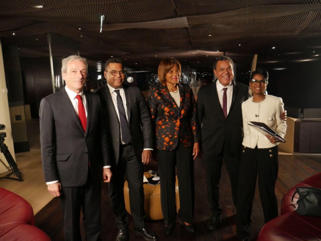 Outremers360 : "Dialogues Outre-mer", nouveau rendez-vous des Outre-mer pour partager la mosaïque des regards sur les Outre-mer Outremers360 : "Dialogues Outre-mer", nouveau rendez-vous des Outre-mer pour partager la mosaïque des regards sur les Outre-mer