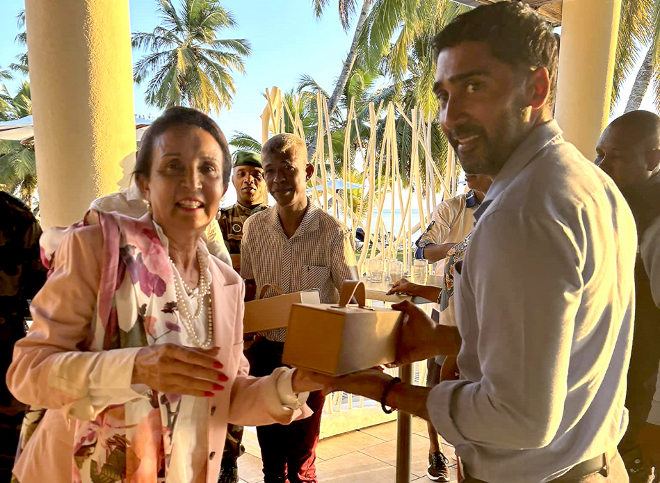 Huguette Bello et Berthy Ramdoo, Président de l'office du tourisme Huguette Bello et Berthy Ramdoo, Président de l'office du tourisme