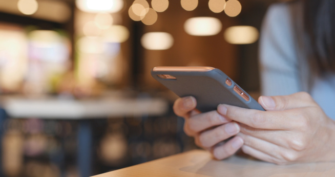 Observatoire Mobile 2e trimestre 2024 : En outre-mer, le segment des forfaits porte la croissance du marché mobile Observatoire Mobile 2e trimestre 2024 : En outre-mer, le segment des forfaits porte la croissance du marché mobile