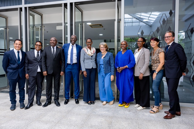 rencontre avec la délégation au bureau du premier ministre rencontre avec la délégation au bureau du premier ministre