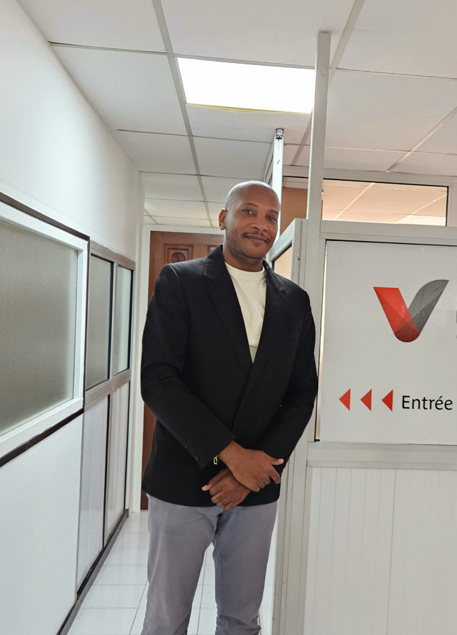 Vousfinancer, Meilleure enseigne de courtage en crédit pour la 4ème année consécutive, ouvre enfin une agence en Guadeloupe Vousfinancer, Meilleure enseigne de courtage en crédit pour la 4ème année consécutive, ouvre enfin une agence en Guadeloupe