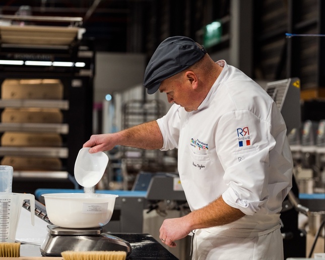 Sur la photo : Brice Vizler Médaille d’or aux Abilympics compétition mondiale 2023 Sur la photo : Brice Vizler Médaille d’or aux Abilympics compétition mondiale 2023