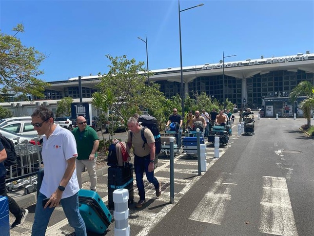 Situation Post-cyclone : Orange Réunion accueille des renforts pour accélérer la réparation de ses réseaux Situation Post-cyclone : Orange Réunion accueille des renforts pour accélérer la réparation de ses réseaux