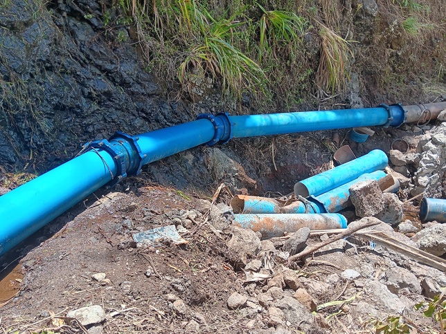 La Créole redouble d’efforts pour la remise en service du réseau d’eau potable La Créole redouble d’efforts pour la remise en service du réseau d’eau potable