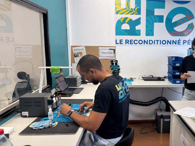 ReFé et Orange : Une alliance pour un numérique plus durable à La Réunion ReFé et Orange : Une alliance pour un numérique plus durable à La Réunion