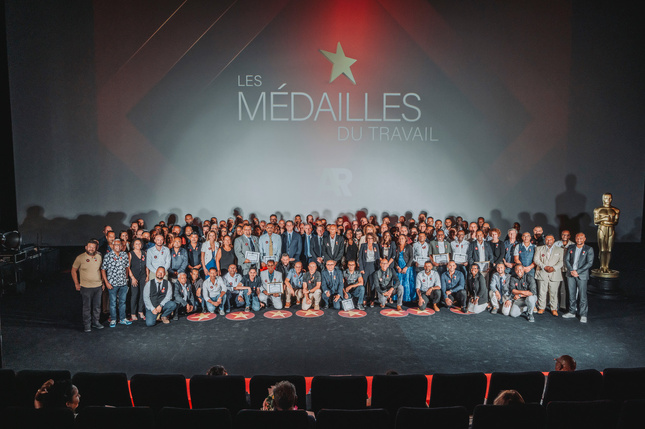 Automobiles Réunion honore 117 collaborateurs lors d’une cérémonie de remise de médailles du travail Automobiles Réunion honore 117 collaborateurs lors d’une cérémonie de remise de médailles du travail