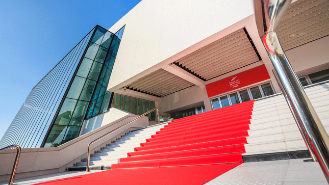 Le Palais des Festivals et des Congrès de Cannes offre une connectivité 4G/5G optimale grâce à un dispositif indoor opéré par Free et co-financé avec Bouygues Télécom, Orange et SFR Le Palais des Festivals et des Congrès de Cannes offre une connectivité 4G/5G optimale grâce à un dispositif indoor opéré par Free et co-financé avec Bouygues Télécom, Orange et SFR