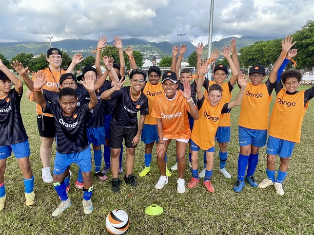 Rencontre des jeunes avec Léa Churros et Fanny Hoarau Rencontre des jeunes avec Léa Churros et Fanny Hoarau