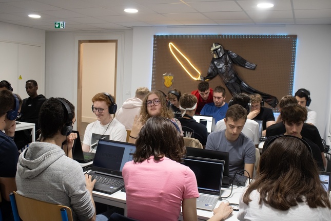 Epitech accueille 2000 lycéens en stage d’observation pour découvrir les métiers du numérique, dont 50 à La Réunion Epitech accueille 2000 lycéens en stage d’observation pour découvrir les métiers du numérique, dont 50 à La Réunion